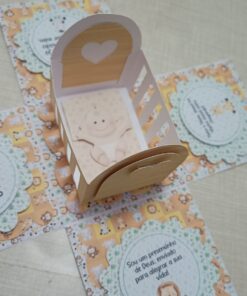 Alternative view of Caixa explosão anúncio gravidez 2